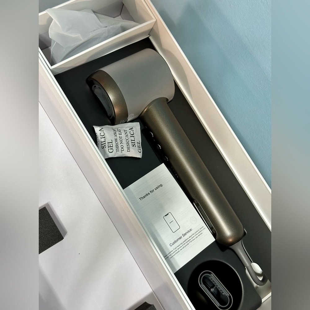 NEW Qualelec Professional High-Speed Hair Dryer (with Diffuser for Curly Hair)